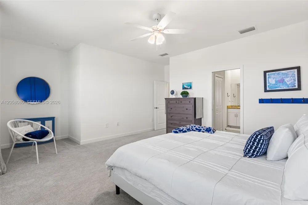 14275 PINE LODGE LN Other City - In The State Of Florida, FL 33913