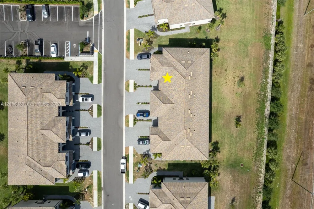 14275 PINE LODGE LN Other City - In The State Of Florida, FL 33913