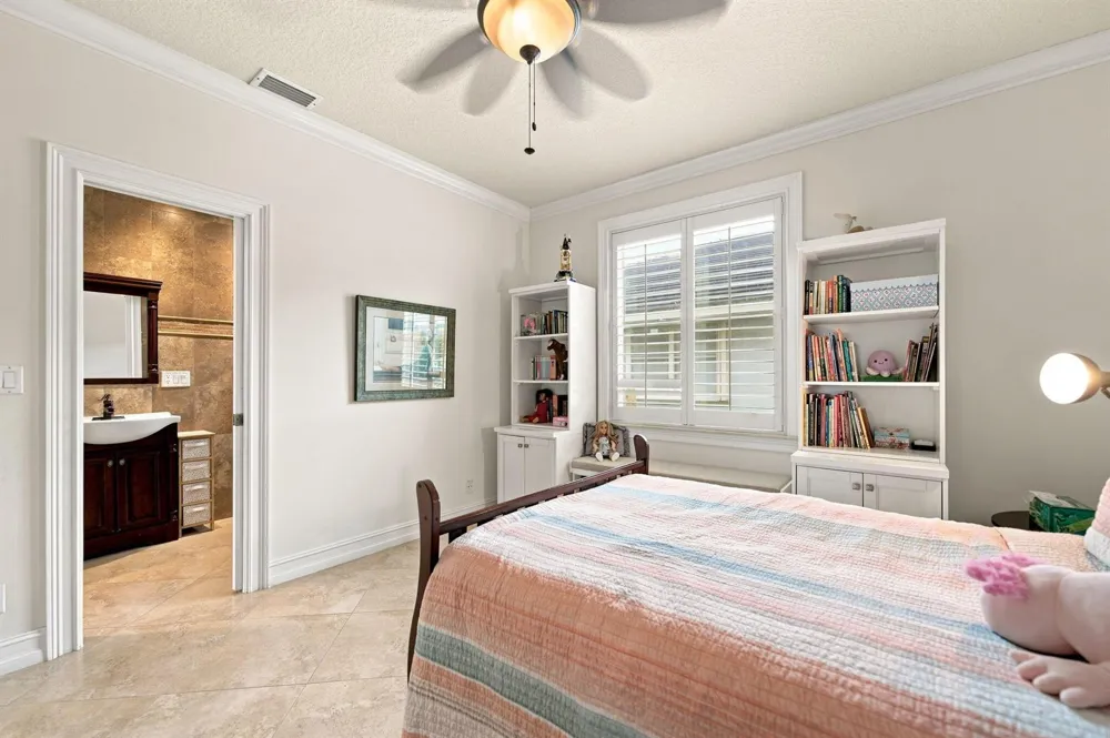 845 Bayside Lane Weston, FL 33326