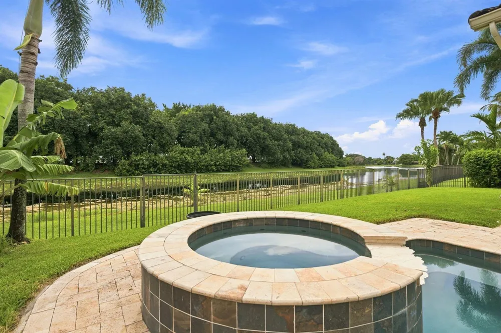 845 Bayside Lane Weston, FL 33326