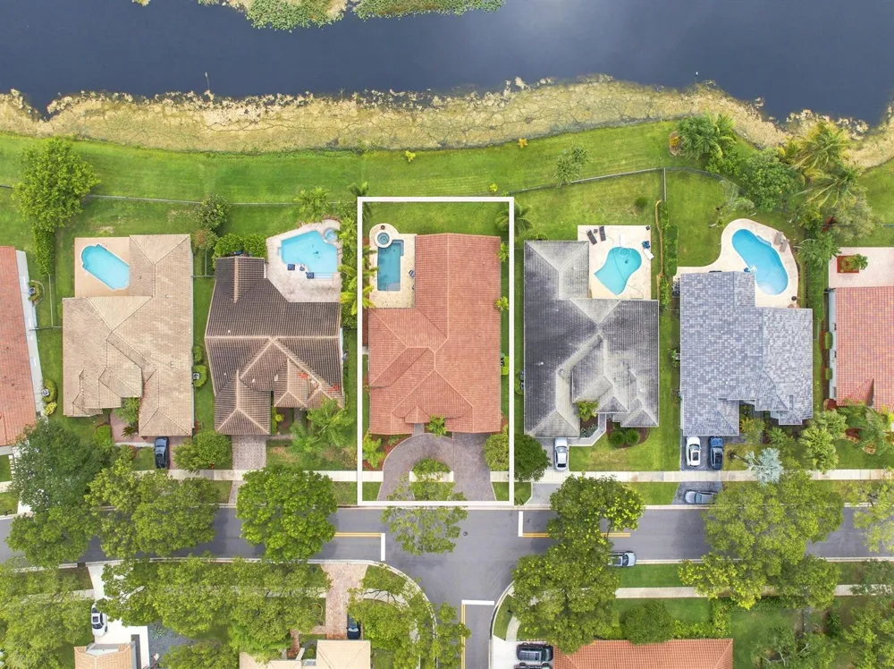 845 Bayside Lane Weston, FL 33326