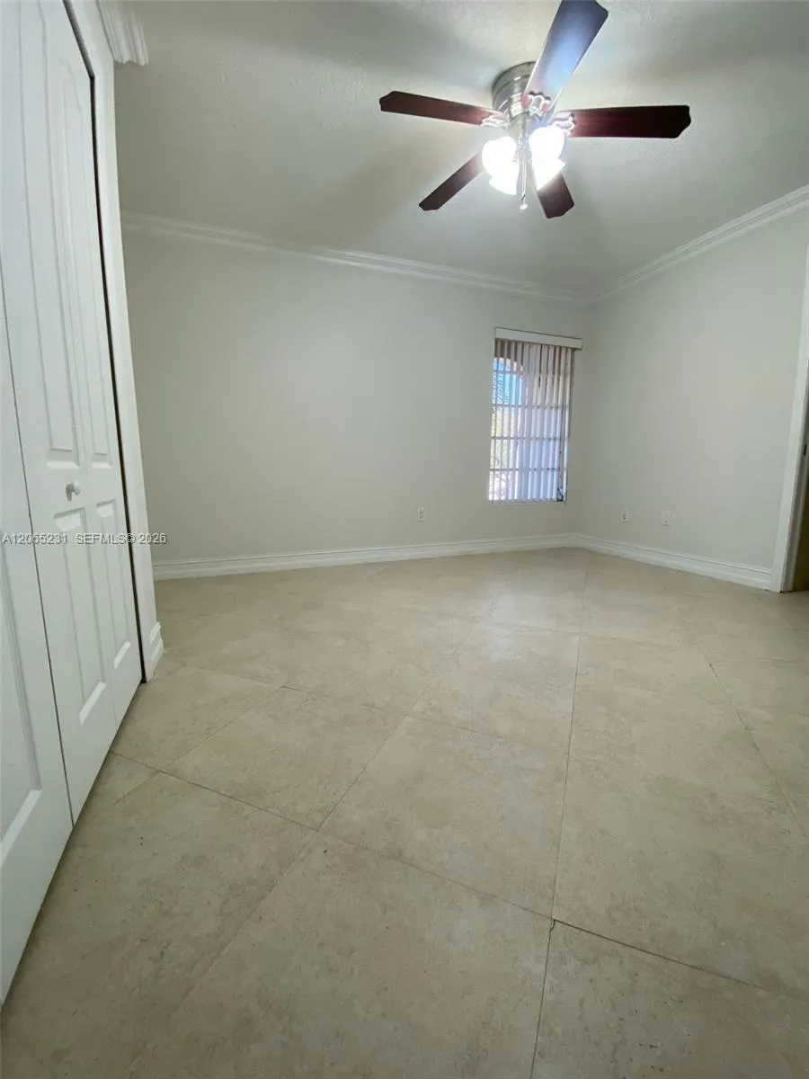 12432 SW 94th Ln Miami, FL 33186