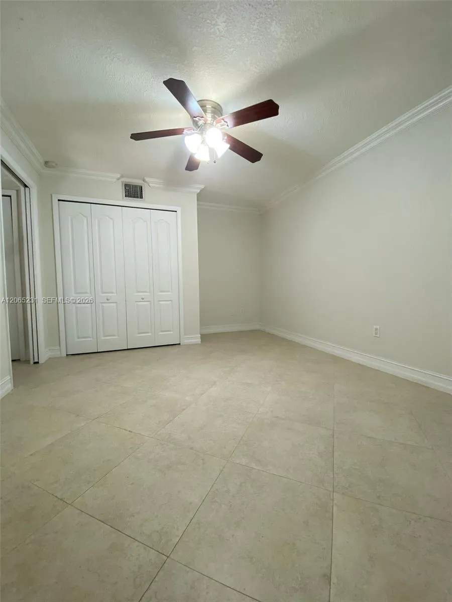 12432 SW 94th Ln Miami, FL 33186