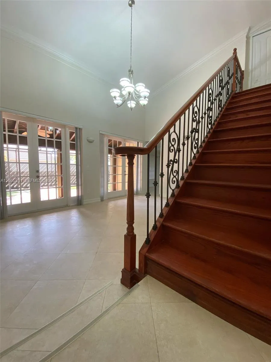 12432 SW 94th Ln Miami, FL 33186