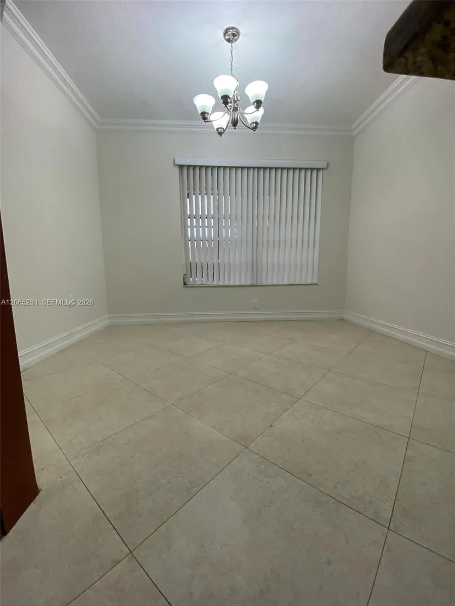 12432 SW 94th Ln Miami, FL 33186