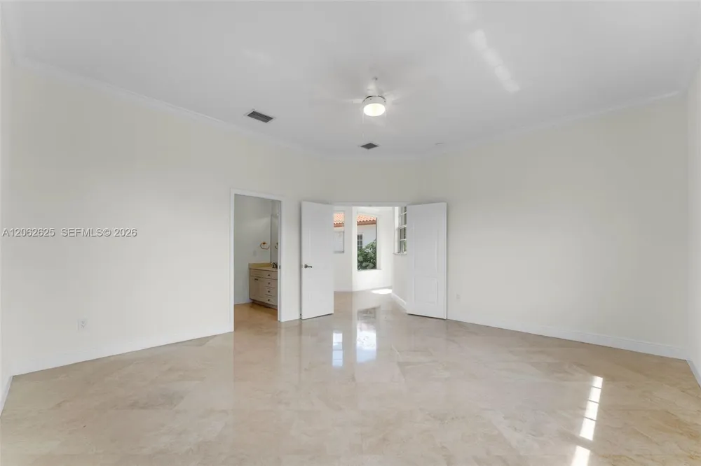 23800 SW 207th Ave Homestead, FL 33031