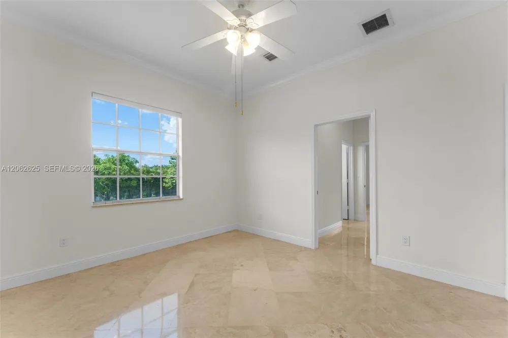 23800 SW 207th Ave Homestead, FL 33031