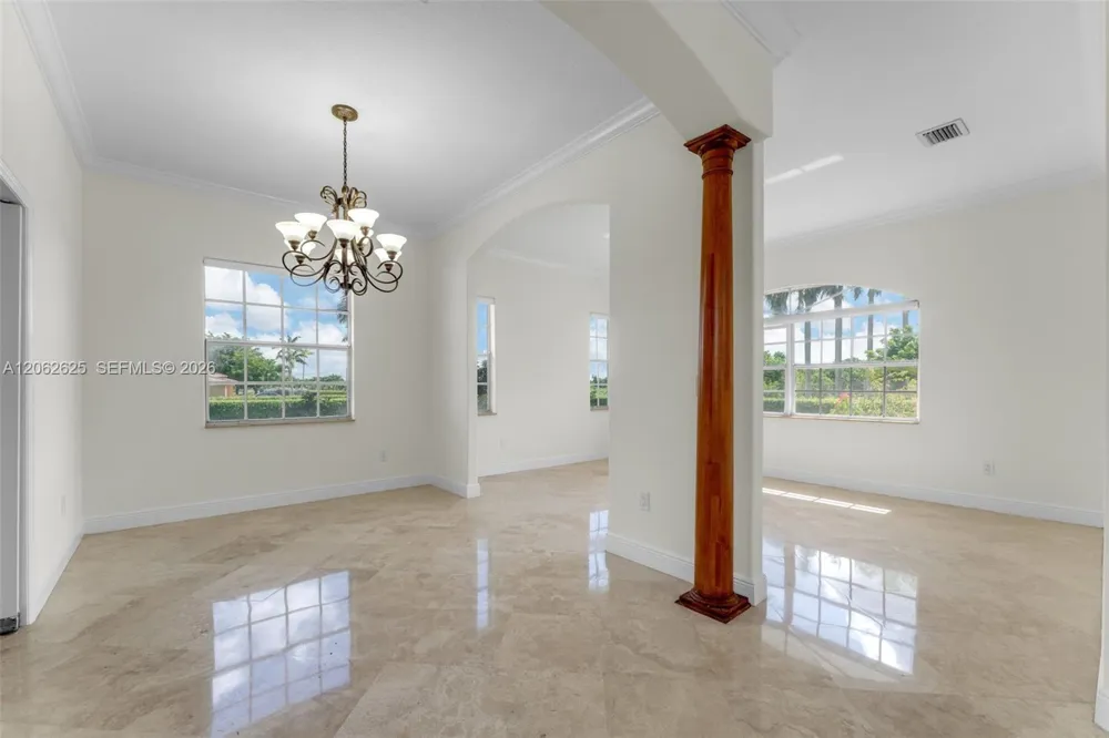 23800 SW 207th Ave Homestead, FL 33031