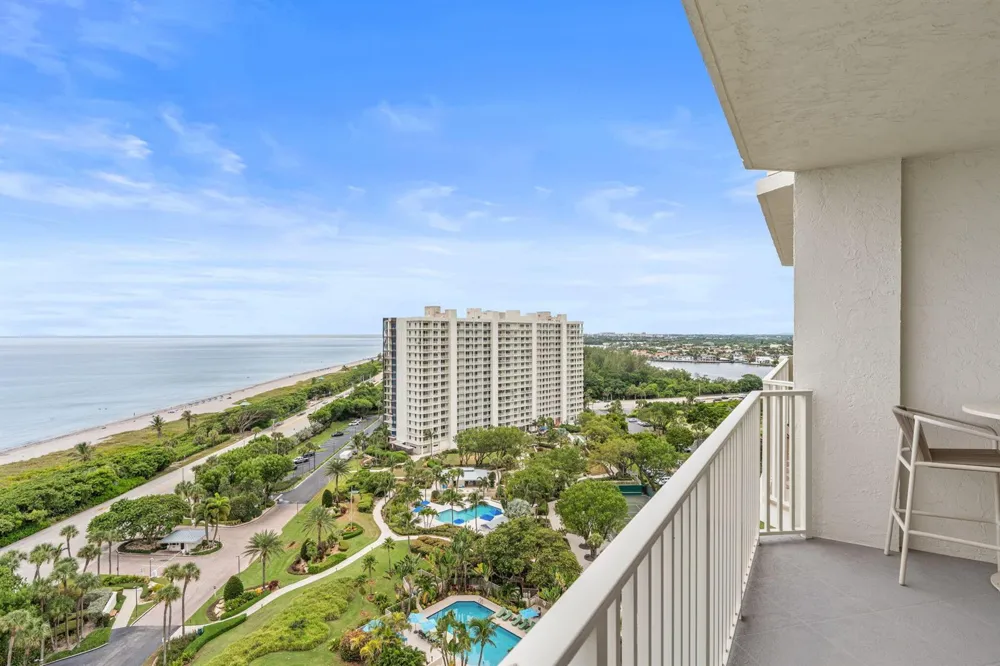 4301 OCEAN BOULEVARD #1706 Boca Raton, FL 33431