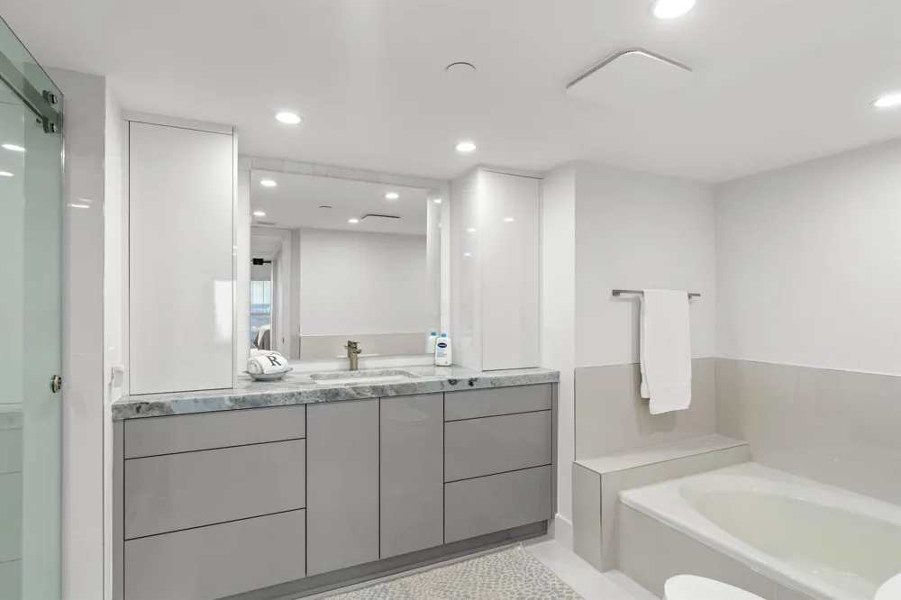 4301 OCEAN BOULEVARD #1706 Boca Raton, FL 33431
