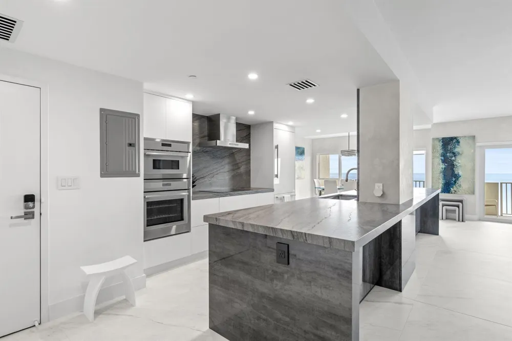 4301 OCEAN BOULEVARD #1706 Boca Raton, FL 33431