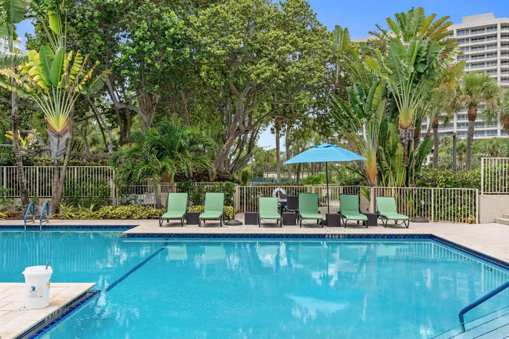 4301 OCEAN BOULEVARD #1706 Boca Raton, FL 33431