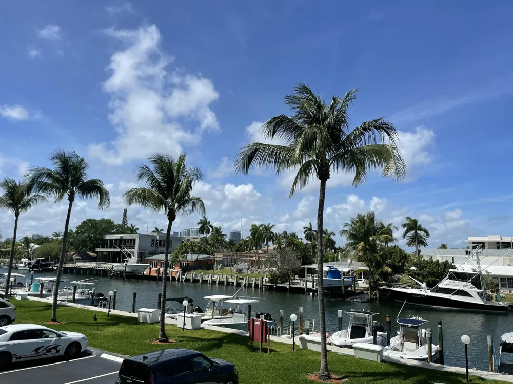 1731 SE 15TH STREET #206 Fort Lauderdale, FL 33316
