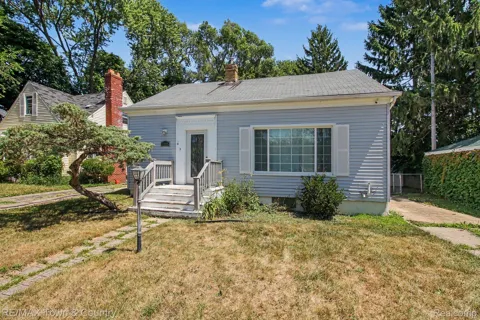 1115 E Vernon Drive