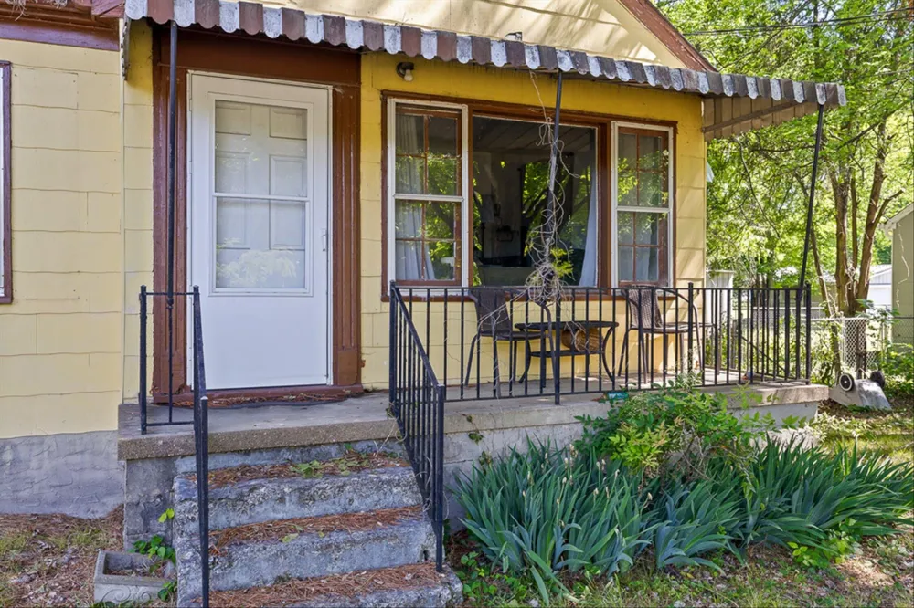 591 W Cloud Springs Road Rossville, GA 30741