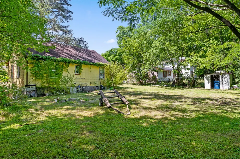 591 W Cloud Springs Road Rossville, GA 30741