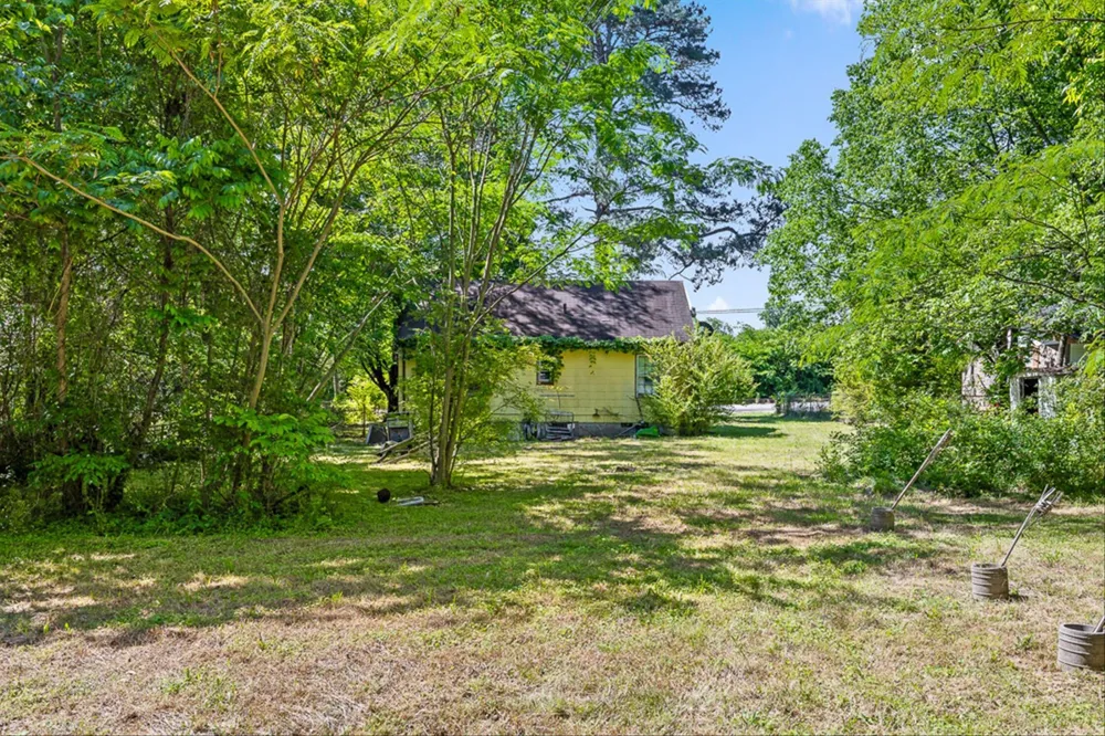 591 W Cloud Springs Road Rossville, GA 30741