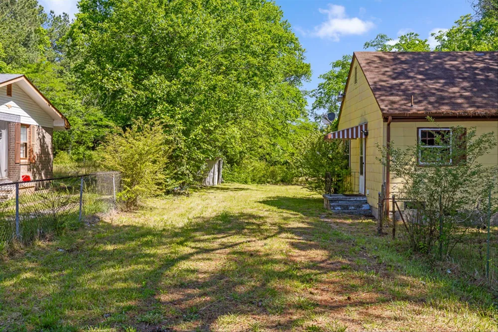 591 W Cloud Springs Road Rossville, GA 30741