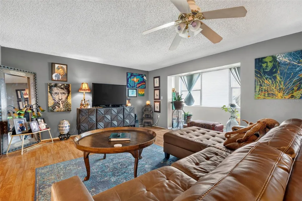 6960 20TH AVENUE #105 St Petersburg, FL 33710