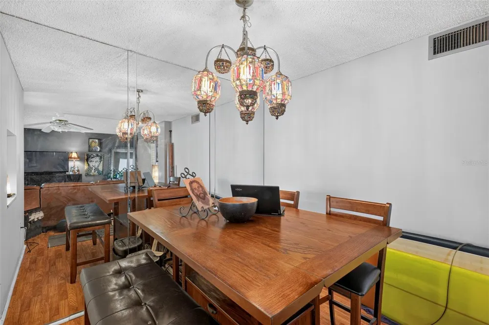 6960 20TH AVENUE #105 St Petersburg, FL 33710