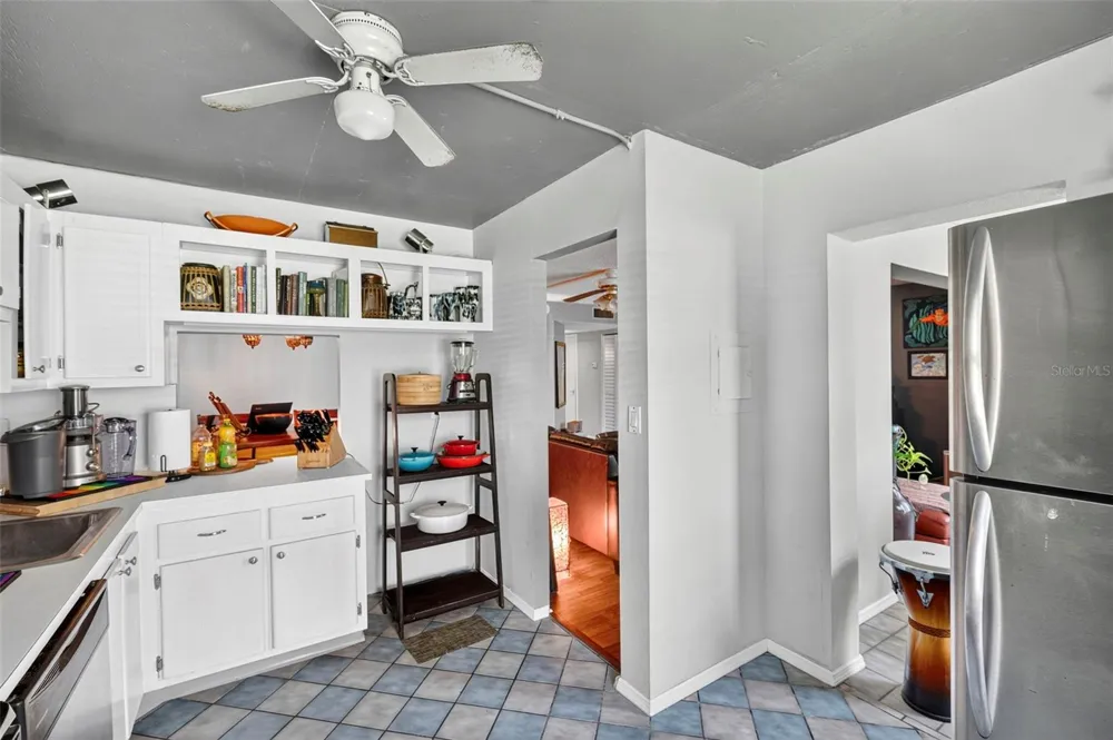 6960 20TH AVENUE #105 St Petersburg, FL 33710