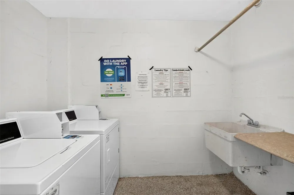 6960 20TH AVENUE #105 St Petersburg, FL 33710