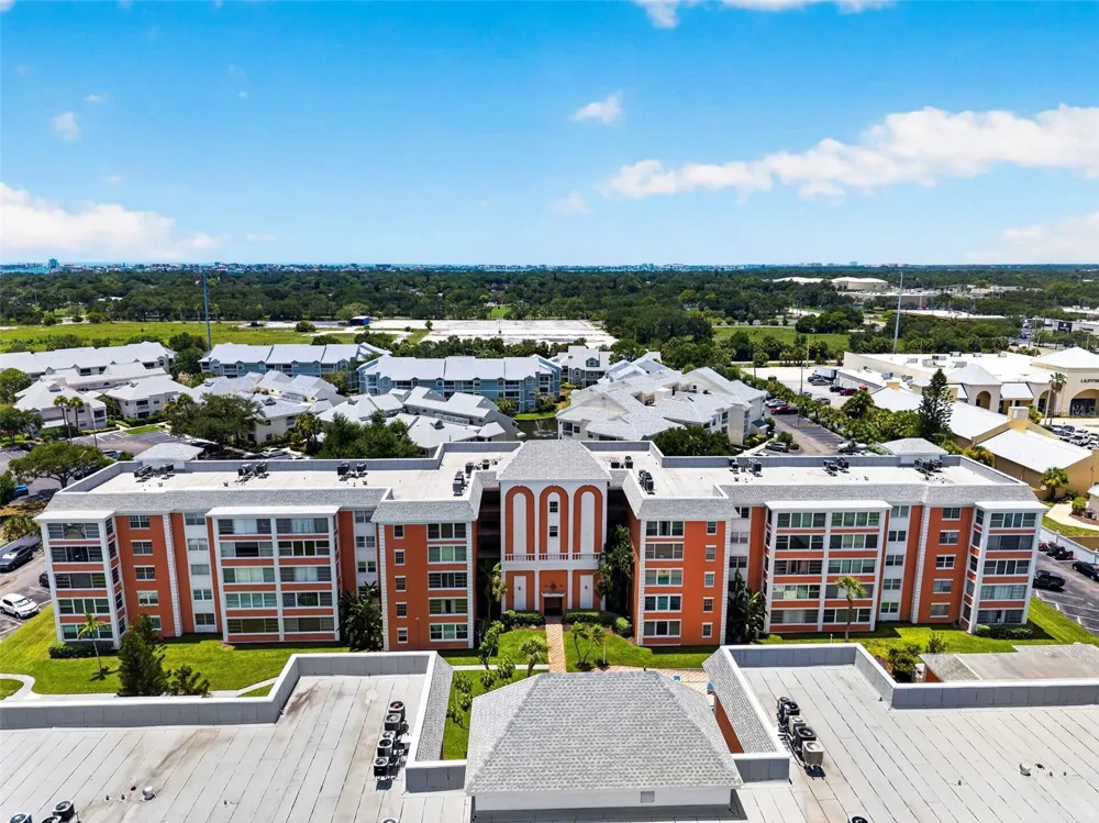 6960 20TH AVENUE #105 St Petersburg, FL 33710