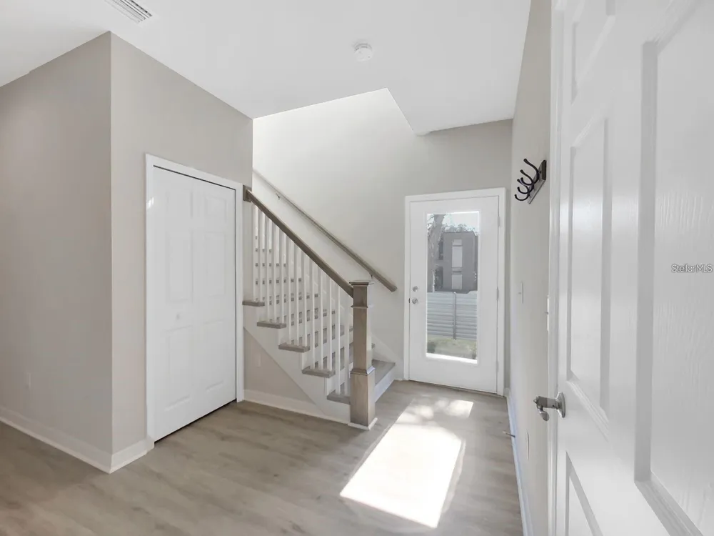 8303 KING BLOSSOM COURT Tampa, FL 33615