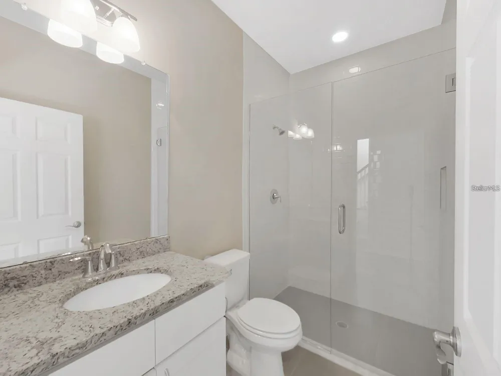 8303 KING BLOSSOM COURT Tampa, FL 33615