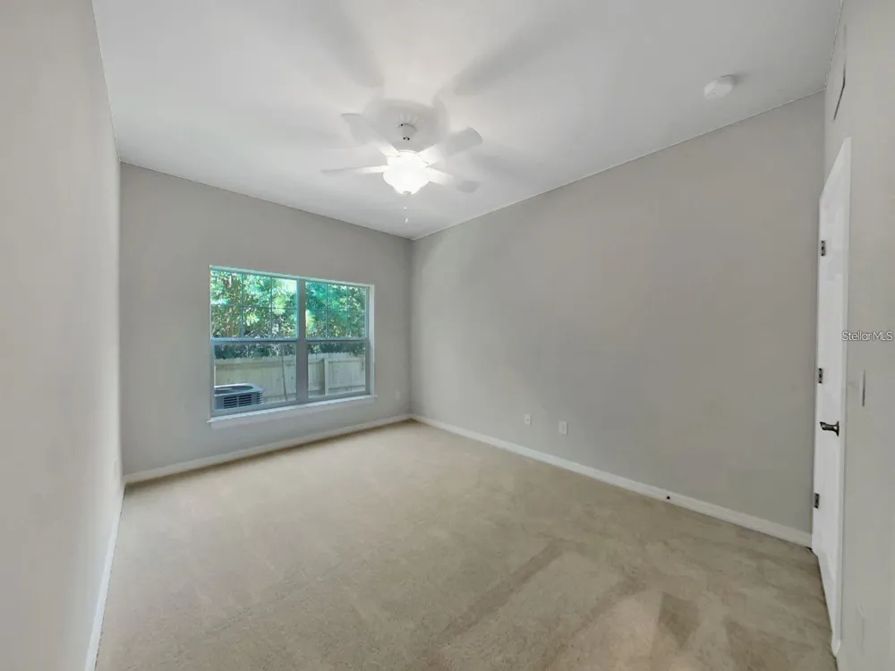 8303 KING BLOSSOM COURT Tampa, FL 33615