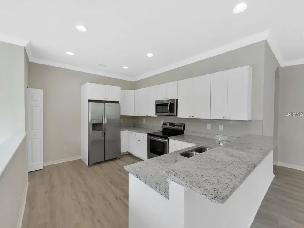 8303 KING BLOSSOM COURT Tampa, FL 33615