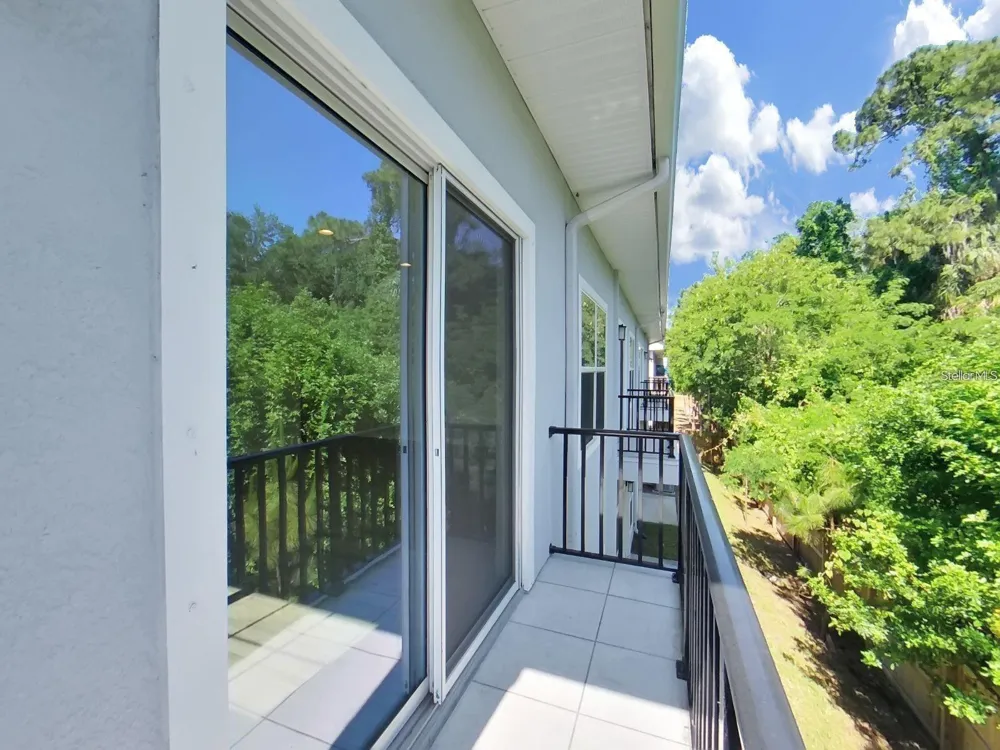 8303 KING BLOSSOM COURT Tampa, FL 33615