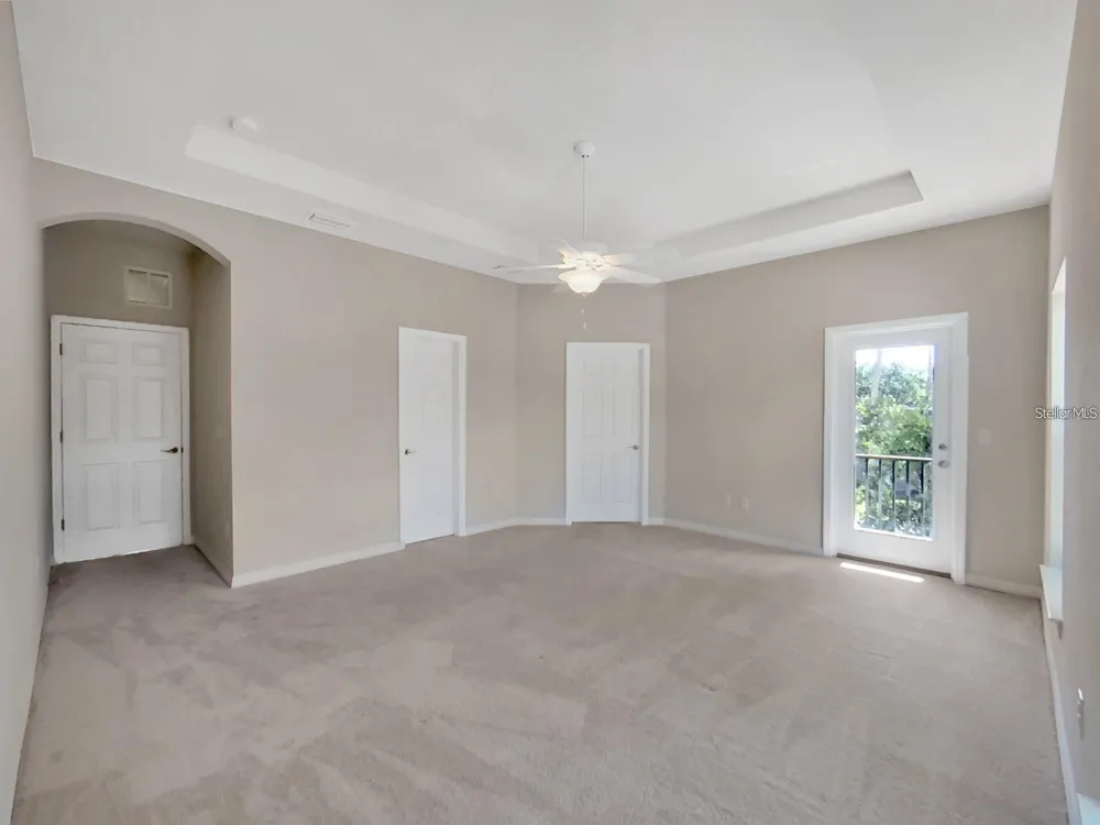 8303 KING BLOSSOM COURT Tampa, FL 33615
