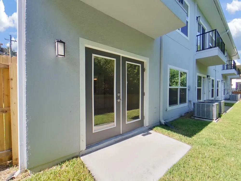 8303 KING BLOSSOM COURT Tampa, FL 33615