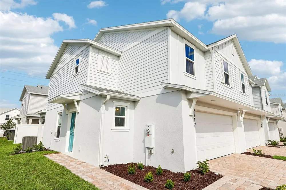 2712 MEADOW CREST DRIVE St Cloud, FL 34773