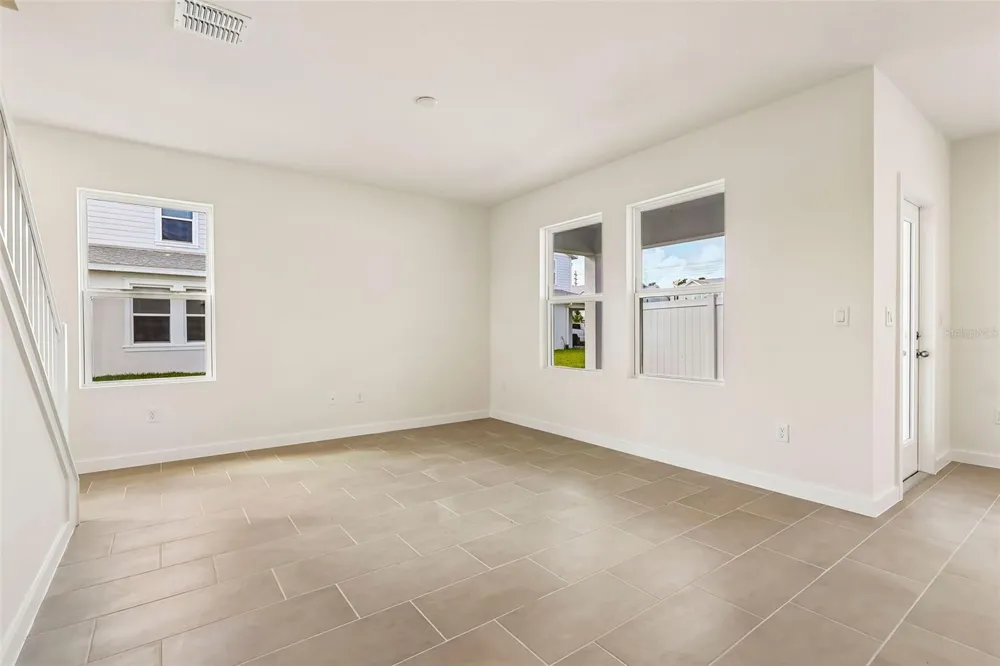 2712 MEADOW CREST DRIVE St Cloud, FL 34773