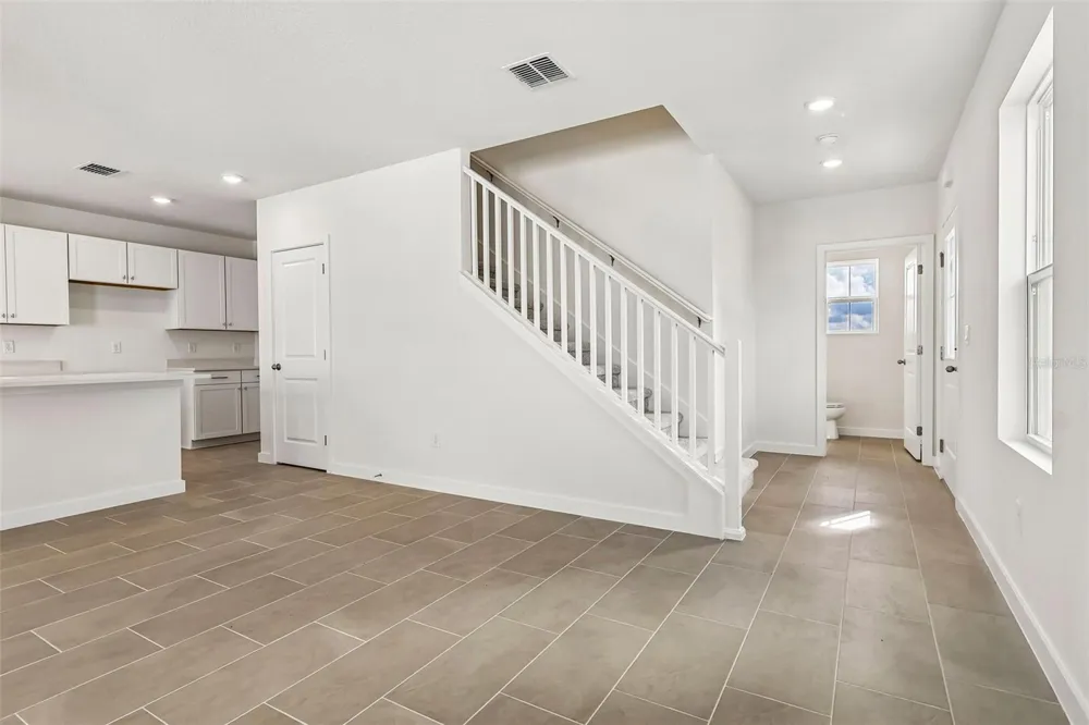 2712 MEADOW CREST DRIVE St Cloud, FL 34773