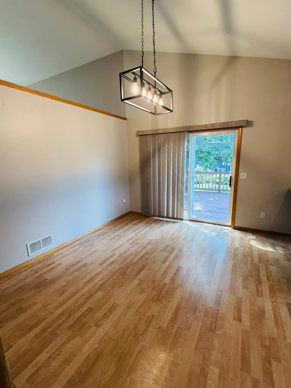 304 7th Avenue S Sartell, MN 56377