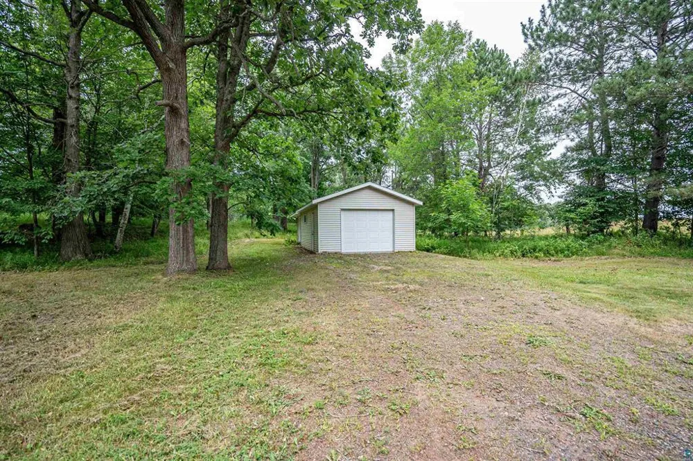 1295 Gault Road Wrenshall, MN 55797