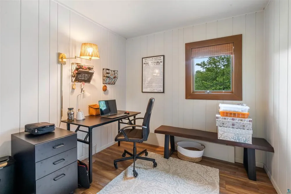 1295 Gault Road Wrenshall, MN 55797