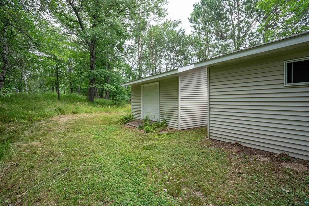 1295 Gault Road Wrenshall, MN 55797
