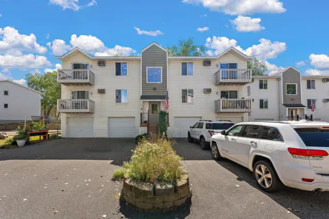 949 Wescott Trail #201