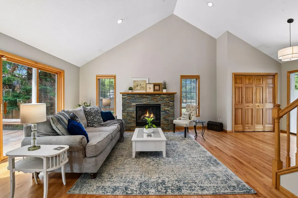 4934 Baker Road Minnetonka, MN 55343