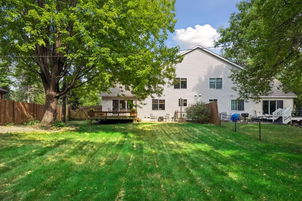 4934 Baker Road Minnetonka, MN 55343