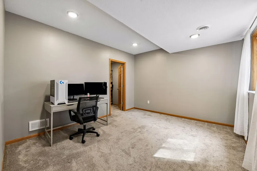 4934 Baker Road Minnetonka, MN 55343