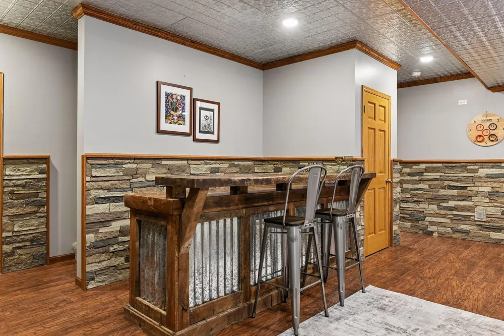 4934 Baker Road Minnetonka, MN 55343