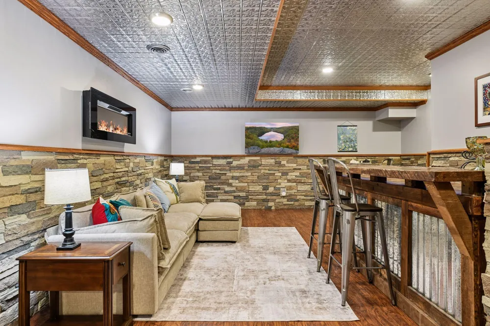 4934 Baker Road Minnetonka, MN 55343