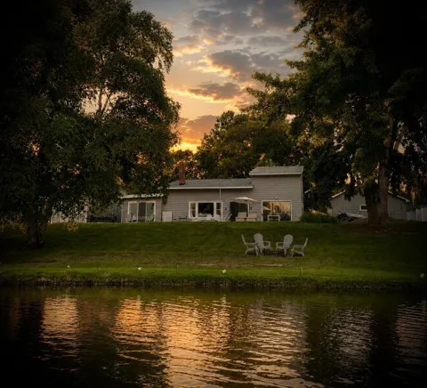 5636 Twin Lake Terrace