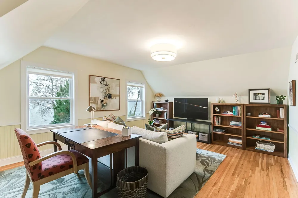 26170 Birch Bluff Road Excelsior, MN 55331