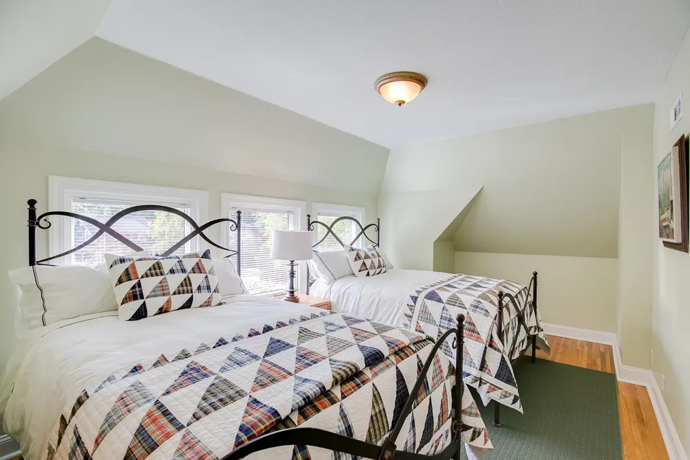26170 Birch Bluff Road Excelsior, MN 55331